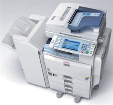 理光Aficio MP C5000复印机复合机 办公桌的视觉与写实解析